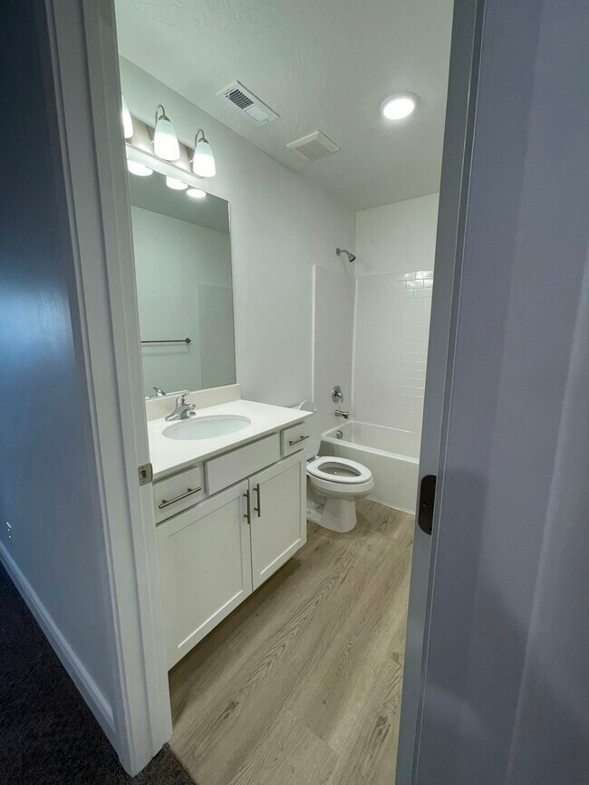 Building Photo - 5764 S Russet Sun Dr