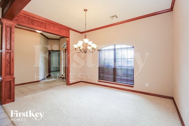 Building Photo - 232 SW 136th St