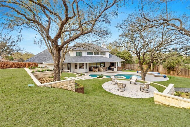 Building Photo - 5101 Cuesta Verde