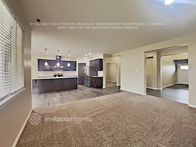 Building Photo - 20302 19th Ave E