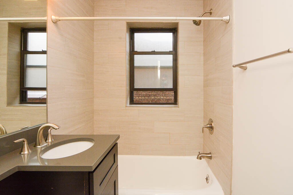 Building Photo - 2425 N Kedzie Blvd