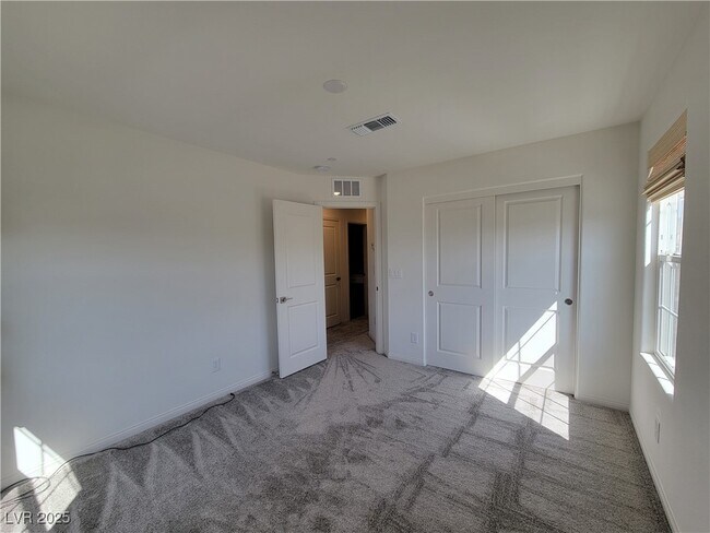 Building Photo - 3652 Valpacos Ln