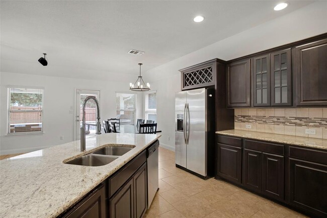 Building Photo - 9501 Bentley Garner Ln