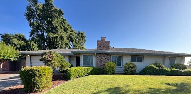 Primary Photo - 1285 43rd Ave