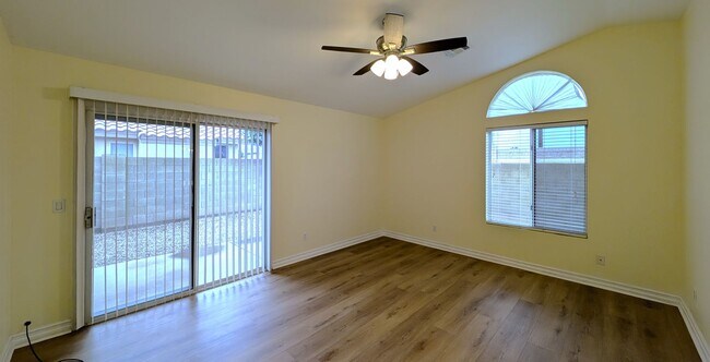Building Photo - 2 Bedroom Home at The Springs Near E. Chandler Blvd. and S. Cooper Rd