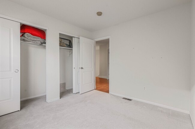 Building Photo - 6756 Solana Dr