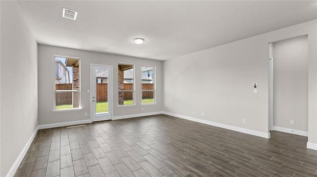 Building Photo - 3804 Malibu Dr