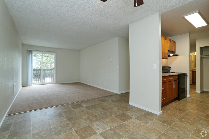 2BR, 1BA - 980 SF - Pacific Park Apartment Homes