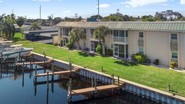 Building Photo - 3905 Del Prado Blvd S