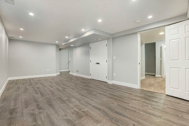 Building Photo - 11221 Jordan Ct