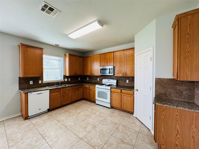 Building Photo - 25222 Ibris Ranch Dr