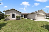 Building Photo - 566 Hummingbird Ct