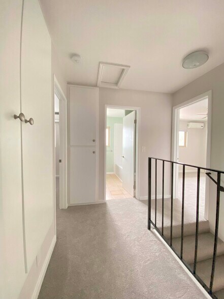 Building Photo - 7928 Virginia St