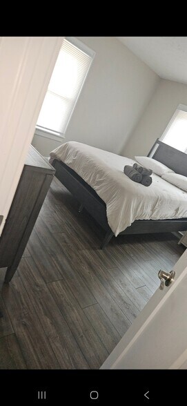 Building Photo - 962 S Ohio Ave