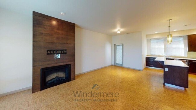 Building Photo - Luxury Townhome located in the Vue 22 Comm...