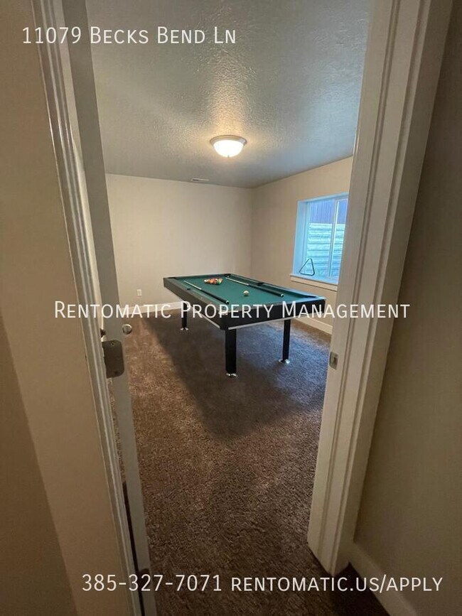 Building Photo - 11079 Becks Bend Ln