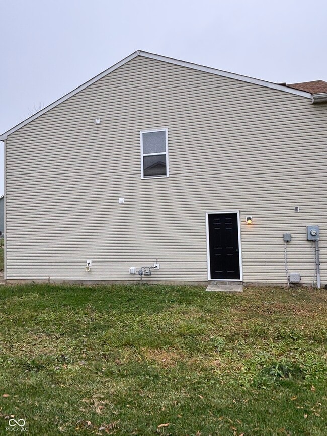 Building Photo - 1380 King Maple Dr