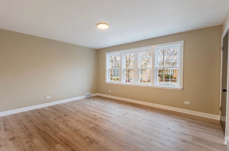 Building Photo - 3007 Euclid Ave