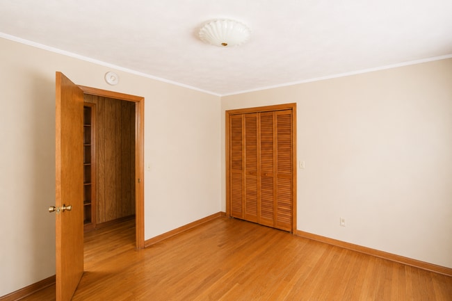 Building Photo - 3-Bedroom Home with Finished Basement, Garage & Huge Yard
