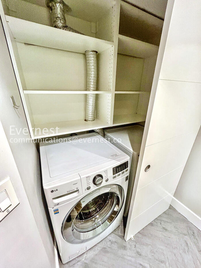 Building Photo - 199 14th St NE