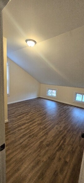 Building Photo - 4344 Decoursey Ave