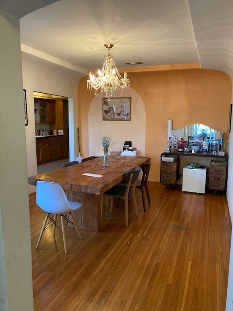 dinning room - 4026 Ingraham St