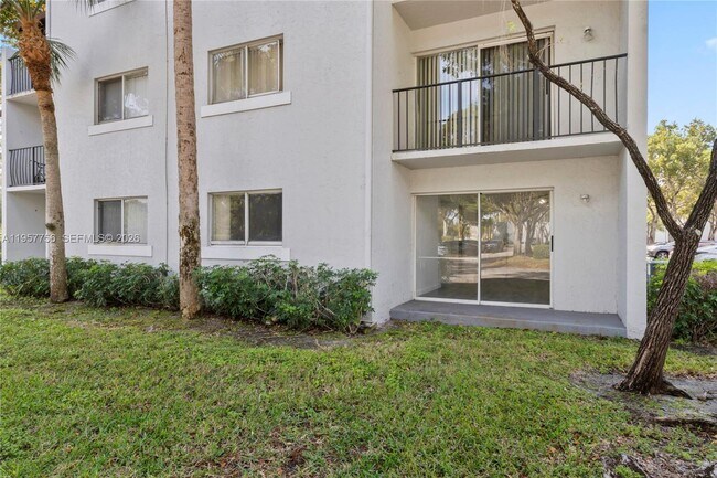 Building Photo - 1133 Benoist Farms Rd