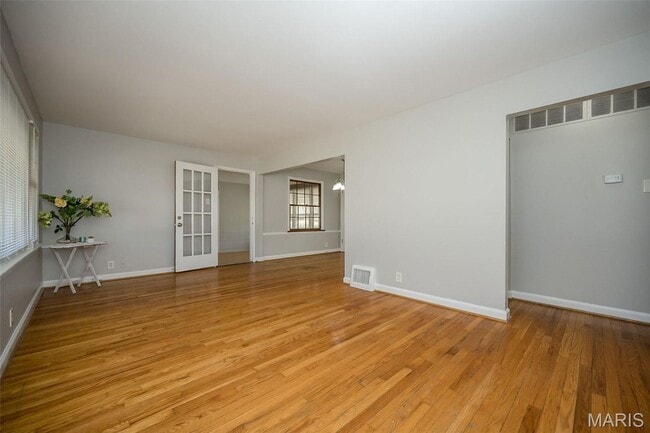 Building Photo - 10217 Cabot Dr