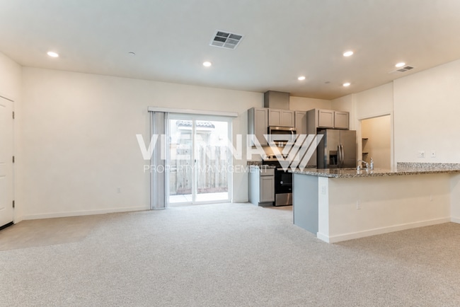 Building Photo - 9008 Sausalito Ln