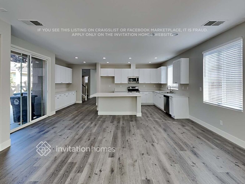 Building Photo - 4050 Coratina Way