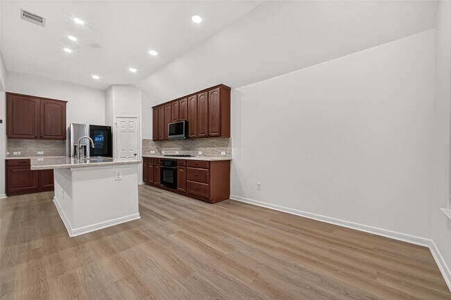 Building Photo - 5607 Granite Falls Ln