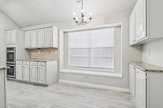 Building Photo - 711 Cottonwood Bend Dr