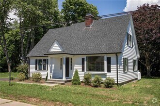 Building Photo - 37 Bassett Ln