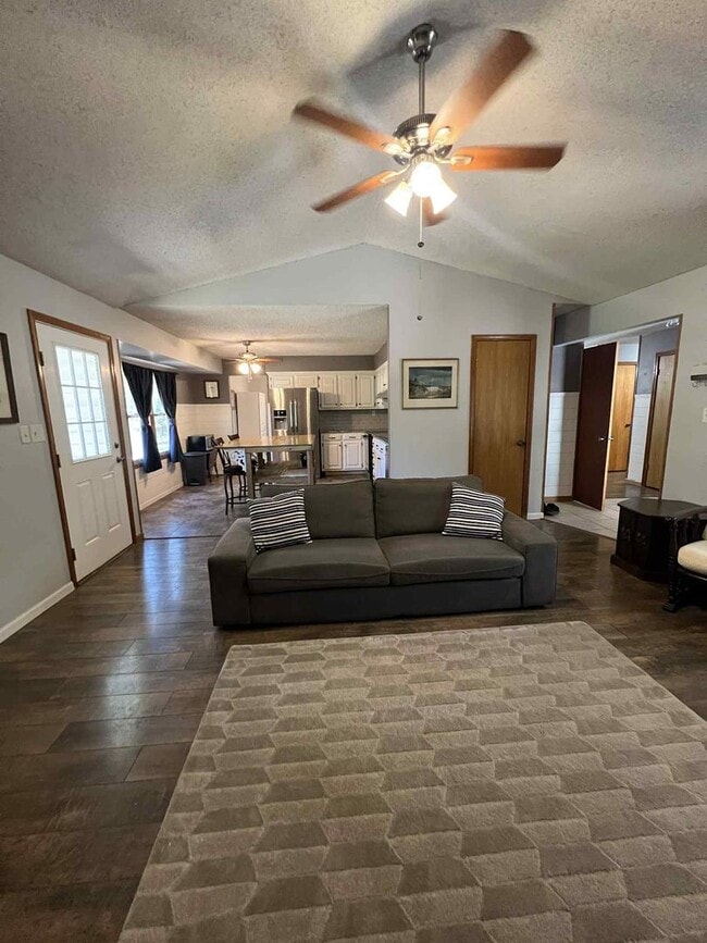 Building Photo - COMING SOON: MOVE IN SPECIAL: HALF OFF FIR...