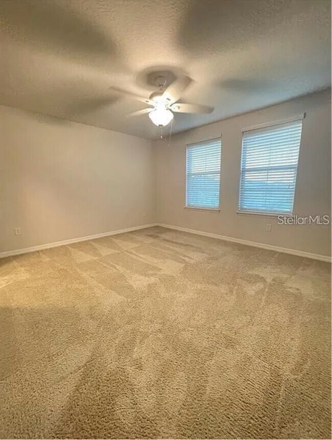 Building Photo - 16525 Outter Grv Aly