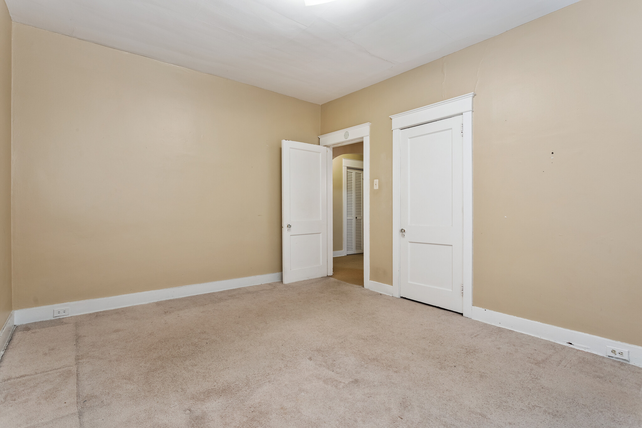 Bedroom - 5863 Northumberland St