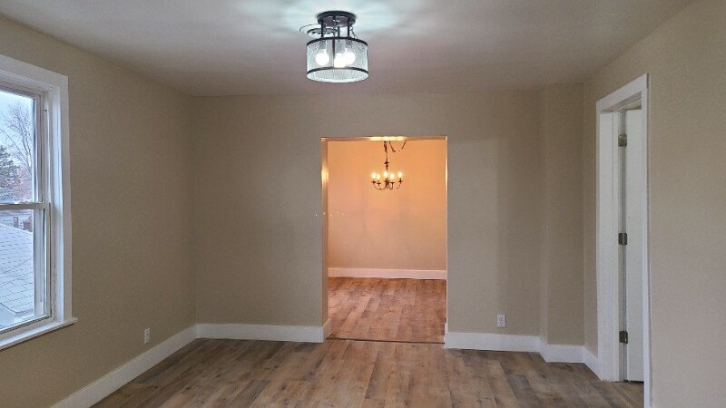 Building Photo - 1208.5 N Apperson Way