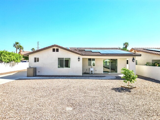 Building Photo - 33595 Rancho Vista Dr