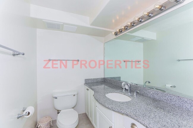 Building Photo - Furnished 2 bdrm / 2 bath unit at The Windsor Waikiki