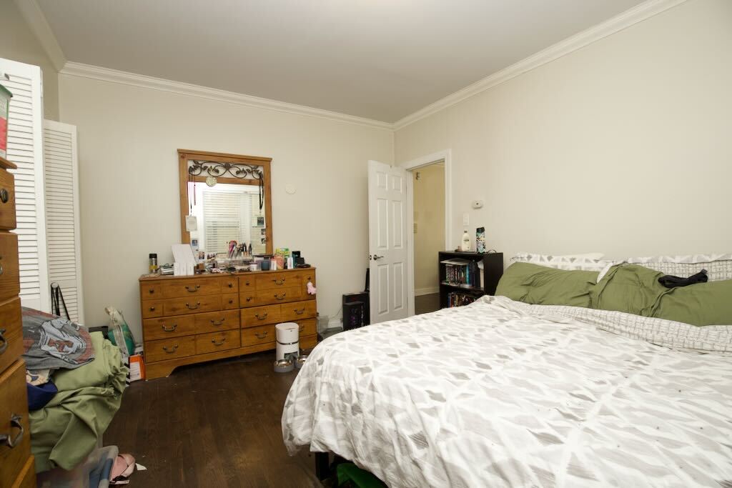 Building Photo - 1130 Maple