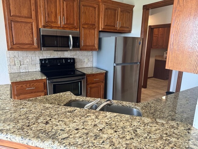 Building Photo - Great Home located in Dove Creek!$250.00 off 1st full month's rent!!!