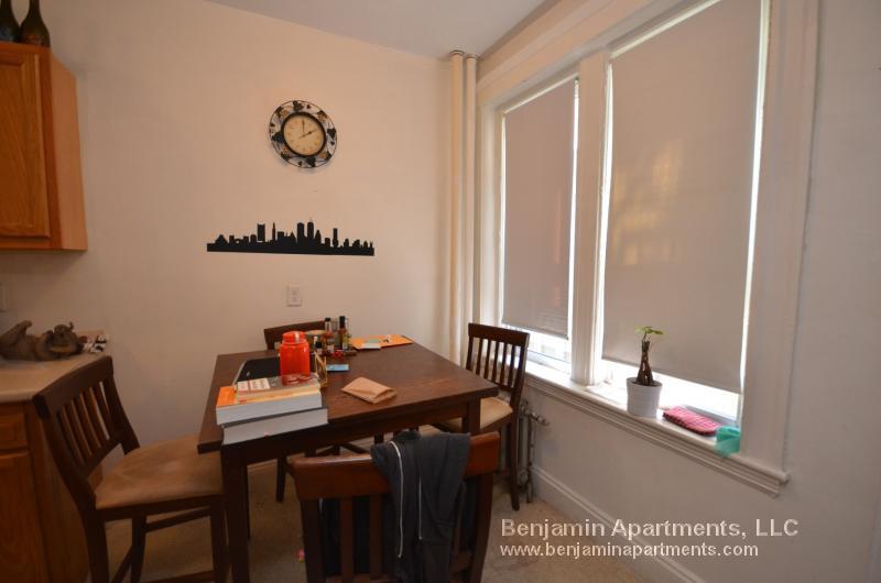 Building Photo - 1163 Boylston St