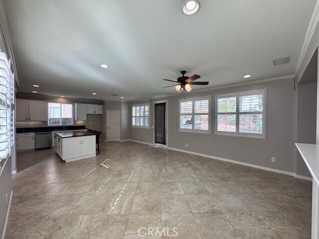 Building Photo - 36948 Silk Tree Ct
