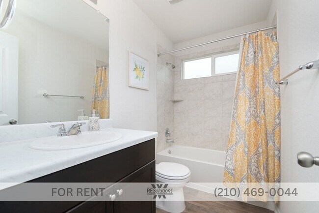 Building Photo - 2019 4-Bedroom Home | 2,106 Sq Ft | Fenced Yard | 2-Car Garage | Pet Friendly | Near Lackland & 1604