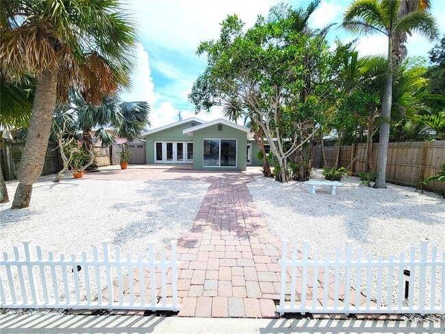 Building Photo - 314 Bahia Vista Dr