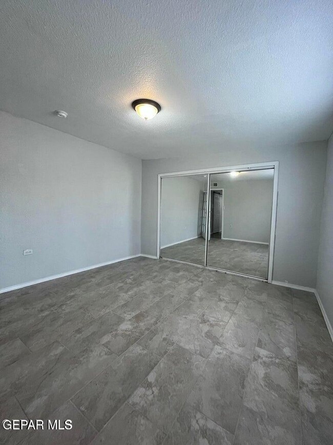 Building Photo - 10216 Celedon Cir