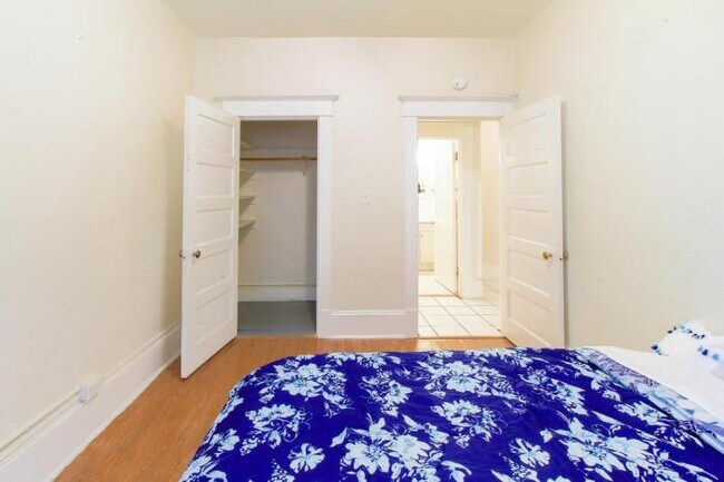 Building Photo - 1 bedroom in seattle WA 98122