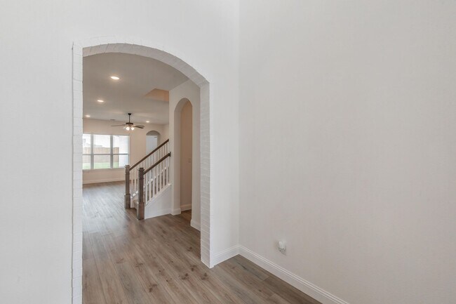 Building Photo - COMING SOON ALEDO ISD!!