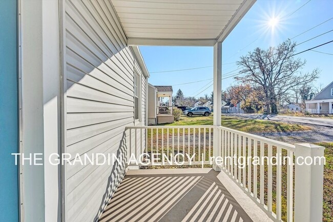 Building Photo - 3911 Michigan Ave NW