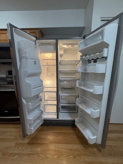 Building Photo - 2080 Sutherland Pl